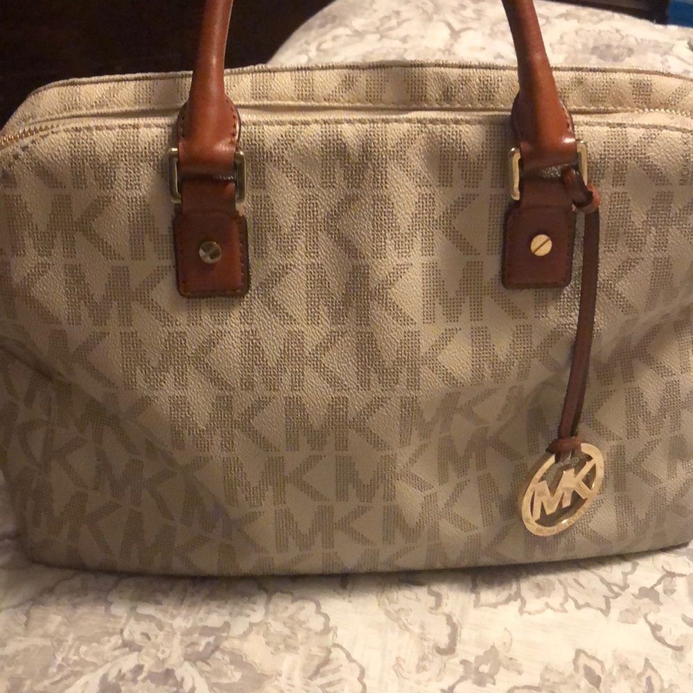 Mk purse